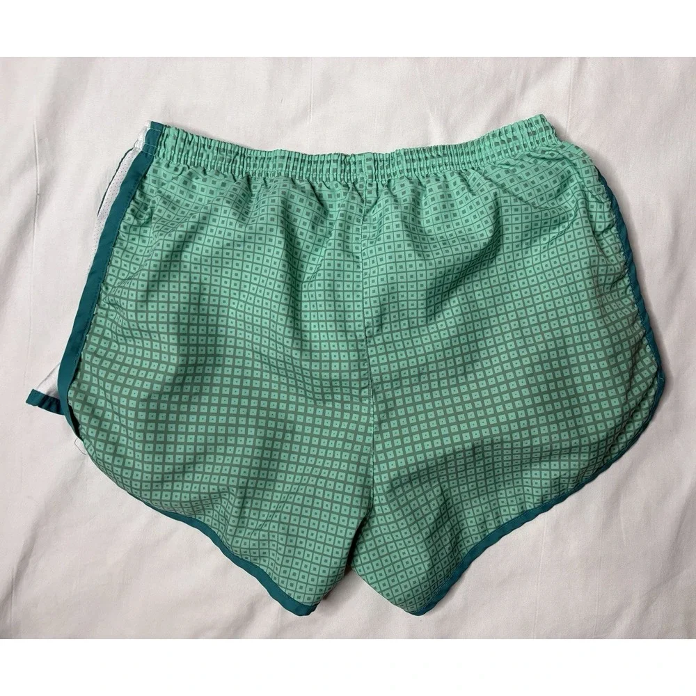 Nike Dri Fit Athletic Shorts Women's Size Small Green Pockets